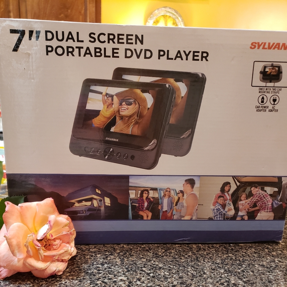 7' Sylvain Double screen DVD player